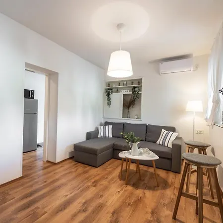 Apartment Near Old Town, Free Parking & Huge Garden Dubrovnik Exterior photo