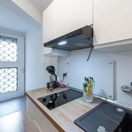 Apartment Near Old Town, Free Parking & Huge Garden Dubrovnik Exterior photo