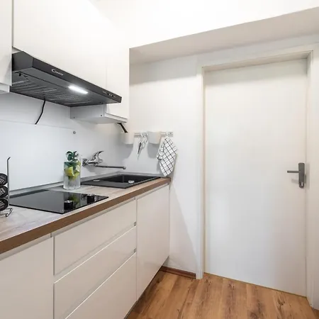 Apartment Near Old Town, Free Parking & Huge Garden Dubrovnik Exterior photo