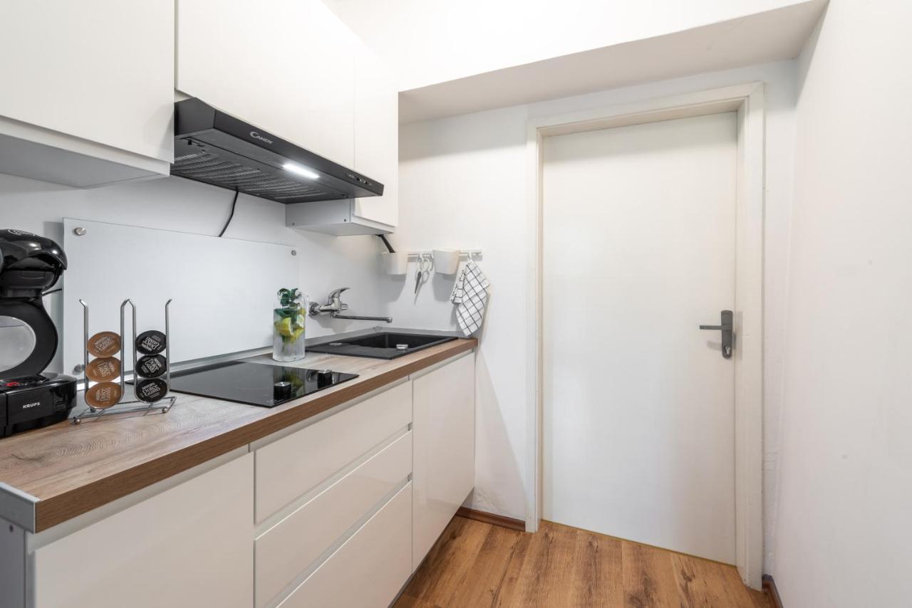 Near Old Town, Free Parking & Huge Garden